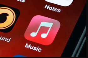 Can Apple Music Play Offline? A Detailed Exploration of Its Features and User Experience